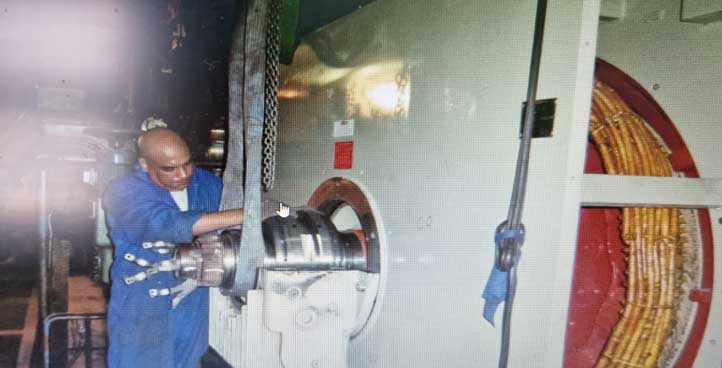 MACHINE TOURNANTE SUR SITE OU EN ATELIER